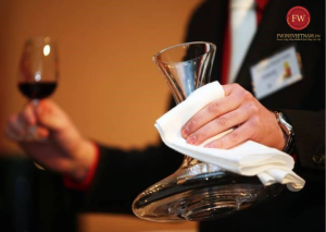 Bình thở rượu vang- Decanter dáng truyền thống1500ML