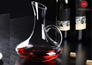 Bình thở rượu vang- Decanter dáng truyền thống có tay cầm