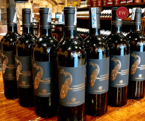 Rượu vang Vindoro Negroamaro- Vang Ý con công hảo hạng
