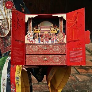 Hộp Bánh Trung Thu Lam Kinh Nguyệt Hội – Hộp cao cấp màu đỏ có tranh 3D